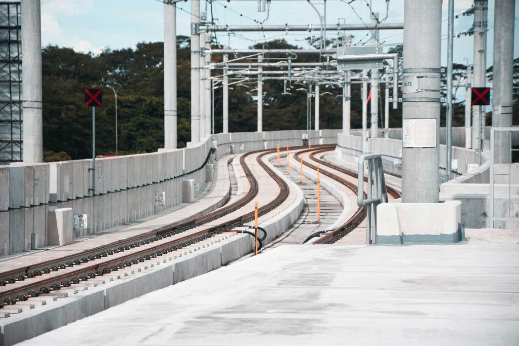 Ligne de chemin de fer moderne.